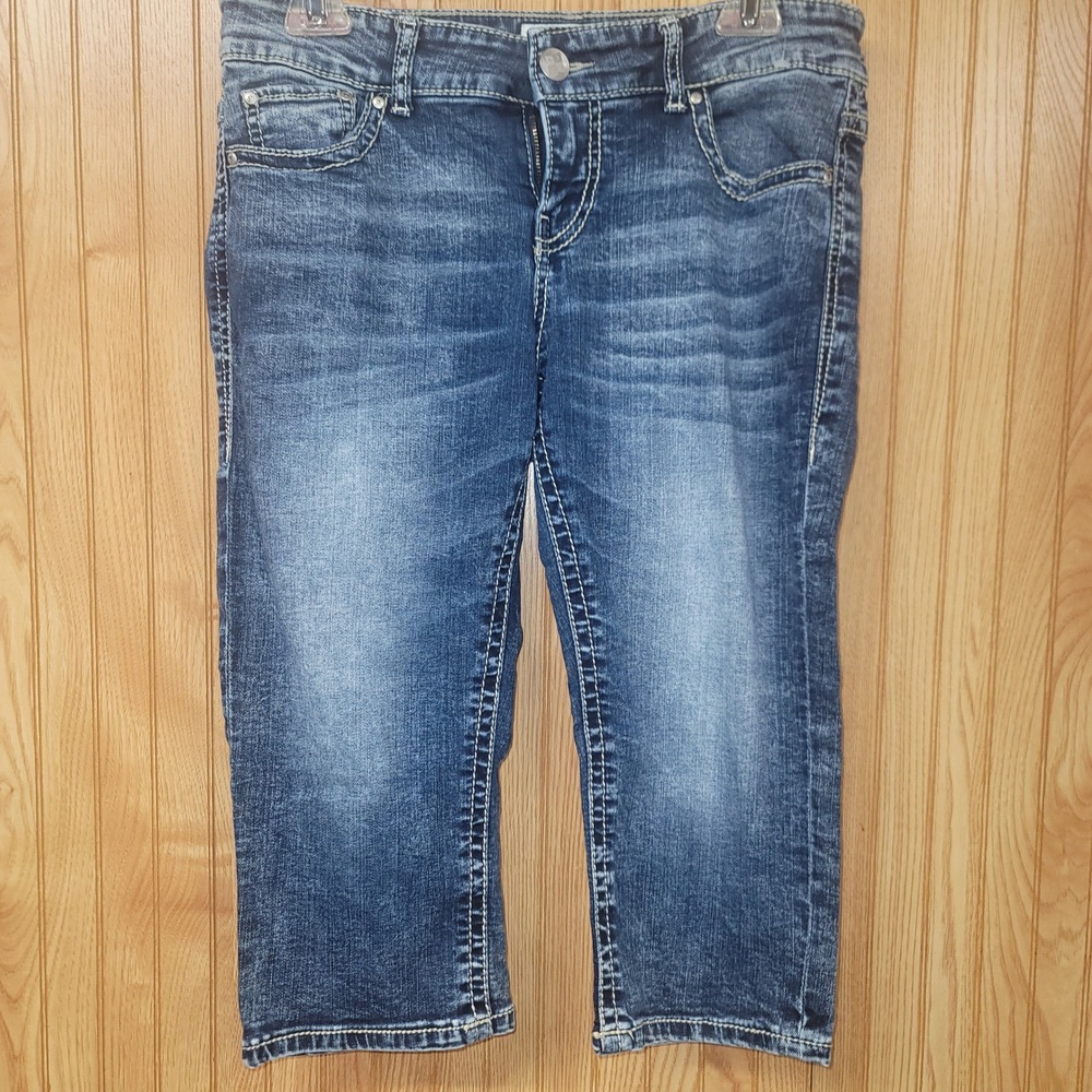 Daytrip Virgo Capri Jeans Womens 29 Medium Wash Distressed Embellished Cropped
